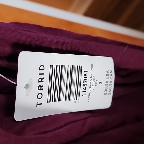 Top - Picture 2 of 2